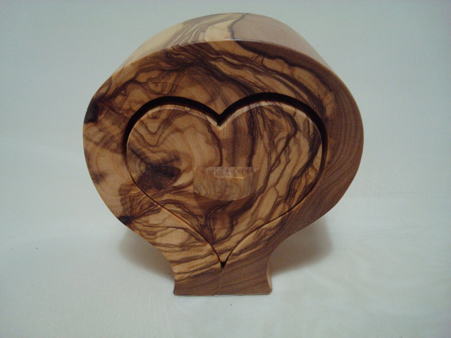 Corazón de madera de Olivo, 7x5cm